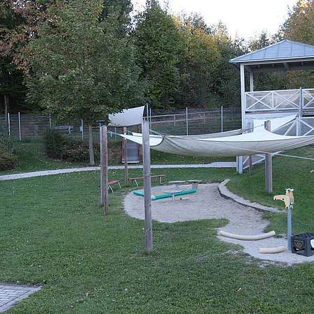 Kinderkrippe Storchennest - Garten